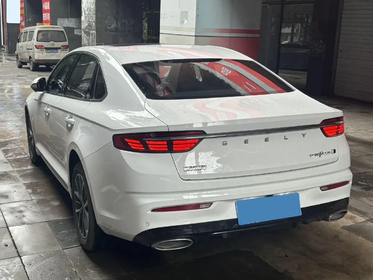 2023 Geely Preface 1.5T 181HP L4 7DCT,autocango,china used car exporter,china ev exporter,chinese used car exporter,chinese used ev exporter