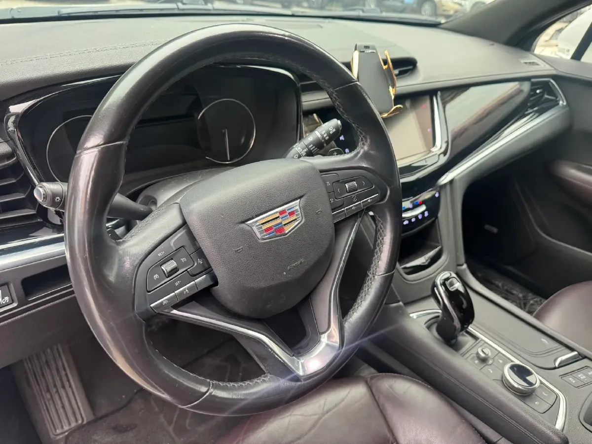 2020 Cadillac XT6 2.0T 237HP L4 9AT,autocango,china used car exporter,china ev exporter,chinese used car exporter,chinese used ev exporter