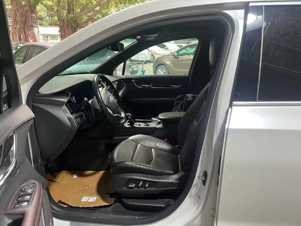 2020 Cadillac XT6 2.0T 237HP L4 9AT,autocango,china used car exporter,china ev exporter,chinese used car exporter,chinese used ev exporter