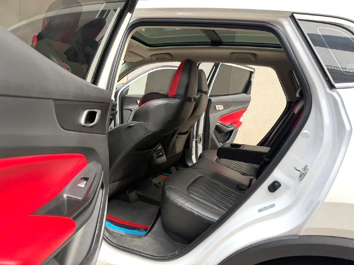 2022 ChangAn CS55 Plus 1.5T 188HP L4 7DCT,autocango,china used car exporter,china ev exporter,chinese used car exporter,chinese used ev exporter