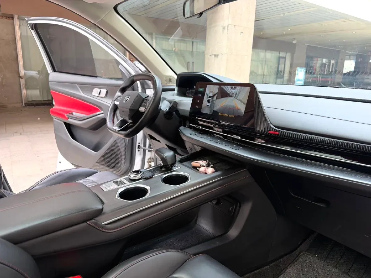 2022 ChangAn CS55 Plus 1.5T 188HP L4 7DCT,autocango,china used car exporter,china ev exporter,chinese used car exporter,chinese used ev exporter