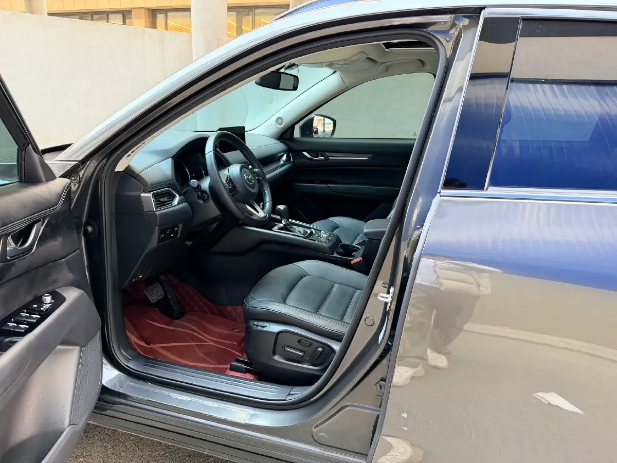 2022 MAXUS XinTu V90 2.0T 150HP L4 6AT,autocango,china used car exporter,china ev exporter,chinese used car exporter,chinese used ev exporter