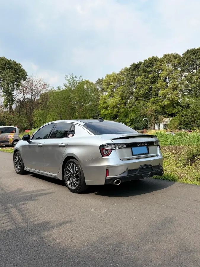 2022 LYNK&CO 03 2.0T 190HP L4 7DCT,autocango,china used car exporter,china ev exporter,chinese used car exporter,chinese used ev exporter