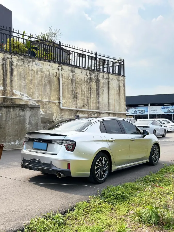 2022 LYNK&CO 03 2.0T 190HP L4 7DCT,autocango,china used car exporter,china ev exporter,chinese used car exporter,chinese used ev exporter