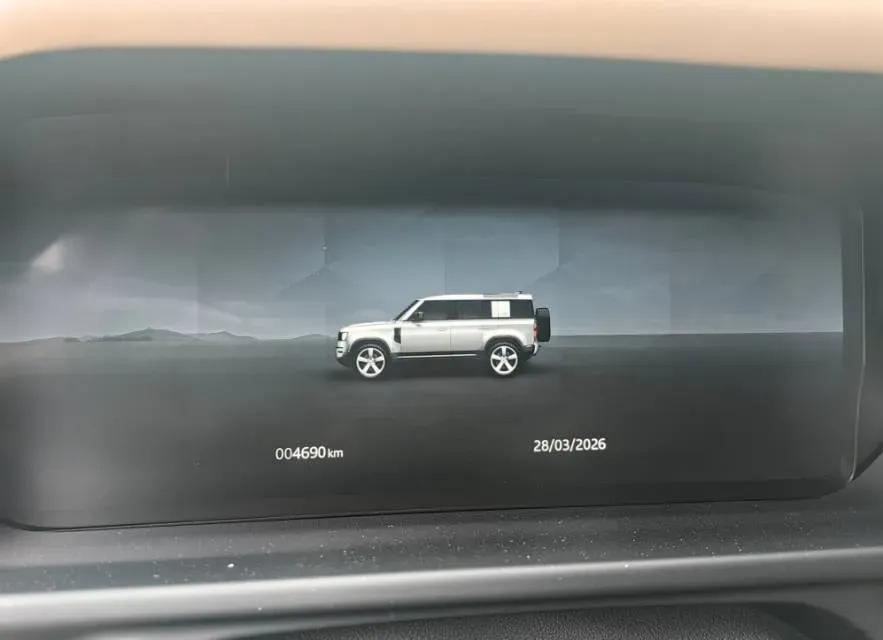 2025 Land Rover Defender 3.0T 400HP L6 8AT,autocango,china used car exporter,china ev exporter,chinese used car exporter,chinese used ev exporter