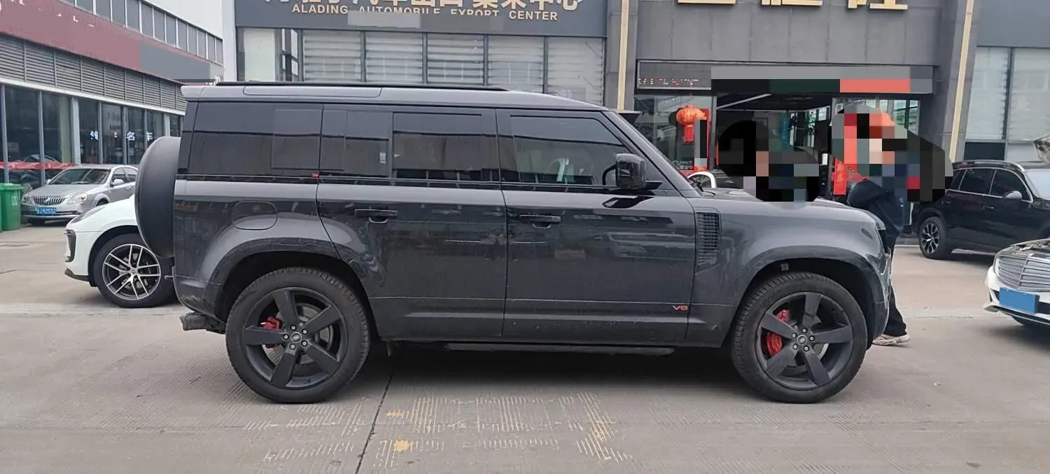 2025 Land Rover Defender 3.0T 400HP L6 8AT,autocango,china used car exporter,china ev exporter,chinese used car exporter,chinese used ev exporter