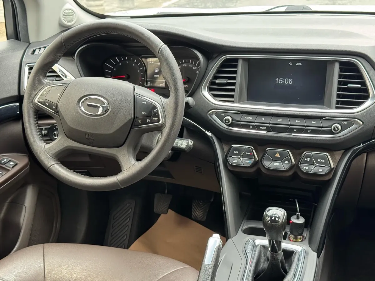 2017 GAC Trumpchi GS4 1.5T 152HP L4 5MT,autocango,china used car exporter,china ev exporter,chinese used car exporter,chinese used ev exporter