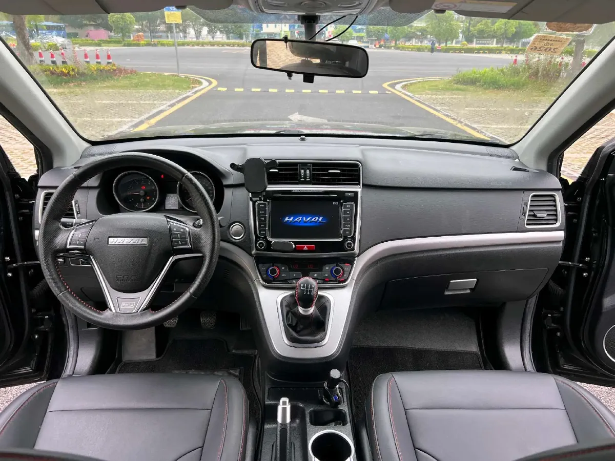 2018 Haval M6 1.5T 150HP L4 6MT,autocango,china used car exporter,china ev exporter,chinese used car exporter,chinese used ev exporter