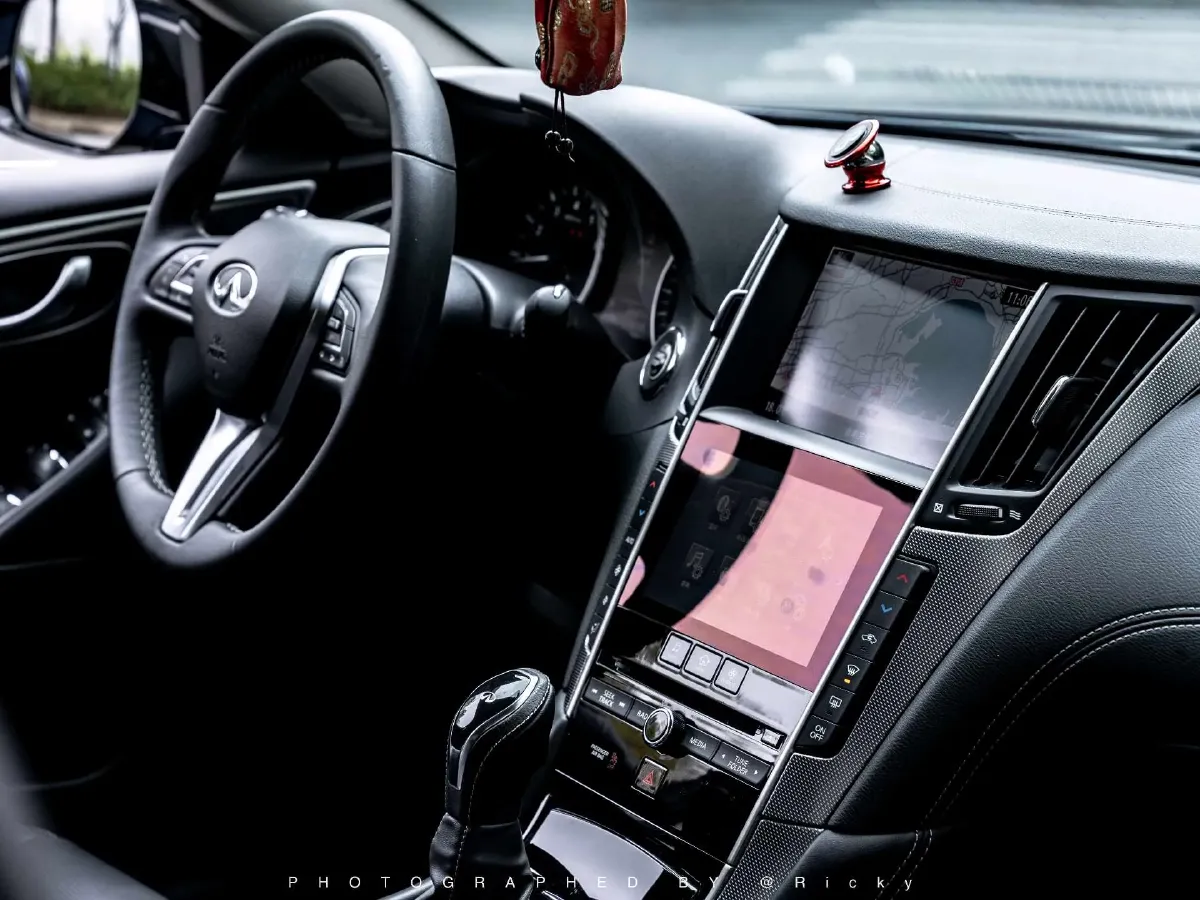 2018 Jeep Grand Commander 2.0T 265HP L4 9AT,autocango,china used car exporter,china ev exporter,chinese used car exporter,chinese used ev exporter