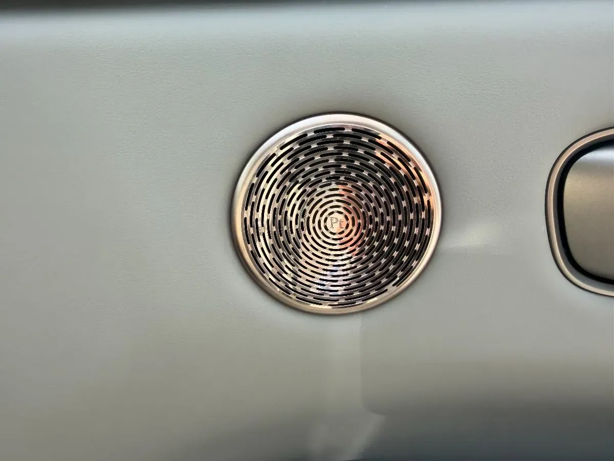 2025 Li i8 BEV,autocango,china used car exporter,china ev exporter,chinese used car exporter,chinese used ev exporter