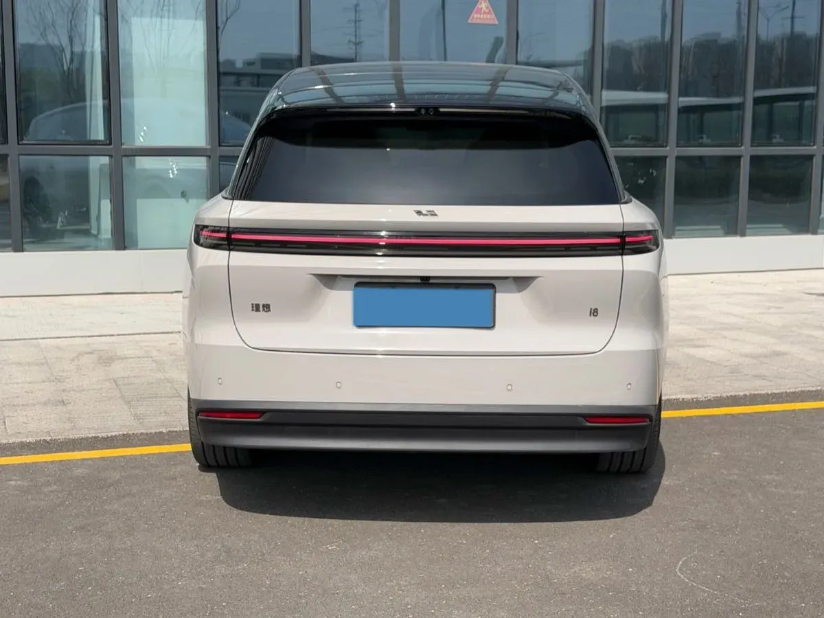 2025 Li i8 BEV,autocango,china used car exporter,china ev exporter,chinese used car exporter,chinese used ev exporter