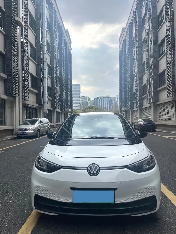 2025 MAXUS XinTu V80 2.0T 147HP L4 6AMT,autocango,china used car exporter,china ev exporter,chinese used car exporter,chinese used ev exporter