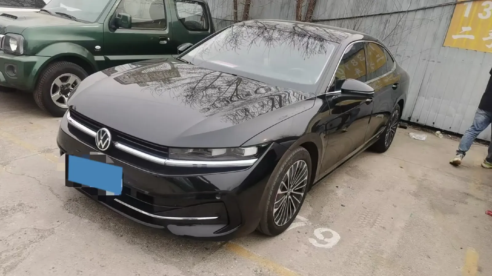 2024 Volkswagen Magotan 2.0T 220HP L4 7DCT,autocango,china used car exporter,china ev exporter,chinese used car exporter,chinese used ev exporter