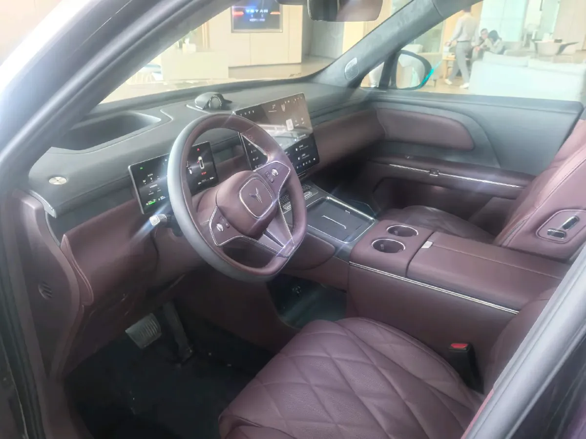 2026 Voyah 9L 1.5T 150HP L4 PHEV,autocango,china used car exporter,china ev exporter,chinese used car exporter,chinese used ev exporter