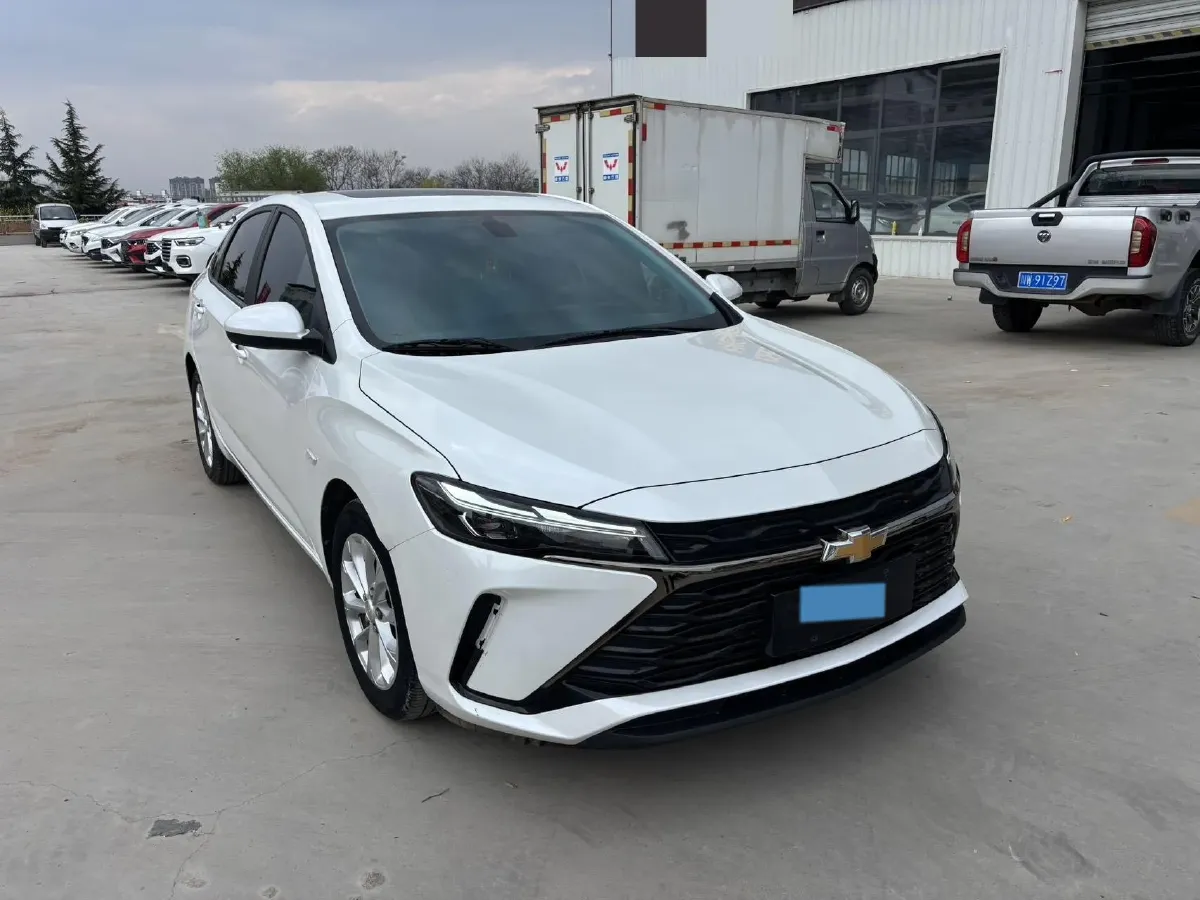 2024 Chevrolet Monza 1.5L 113HP L4 6DCT,autocango,china used car exporter,china ev exporter,chinese used car exporter,chinese used ev exporter