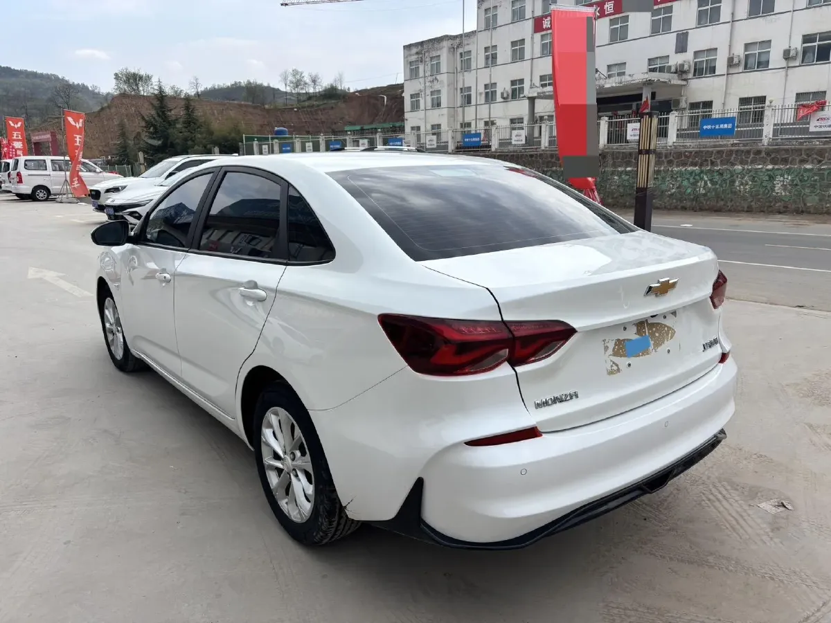 2024 Chevrolet Monza 1.5L 113HP L4 6DCT,autocango,china used car exporter,china ev exporter,chinese used car exporter,chinese used ev exporter