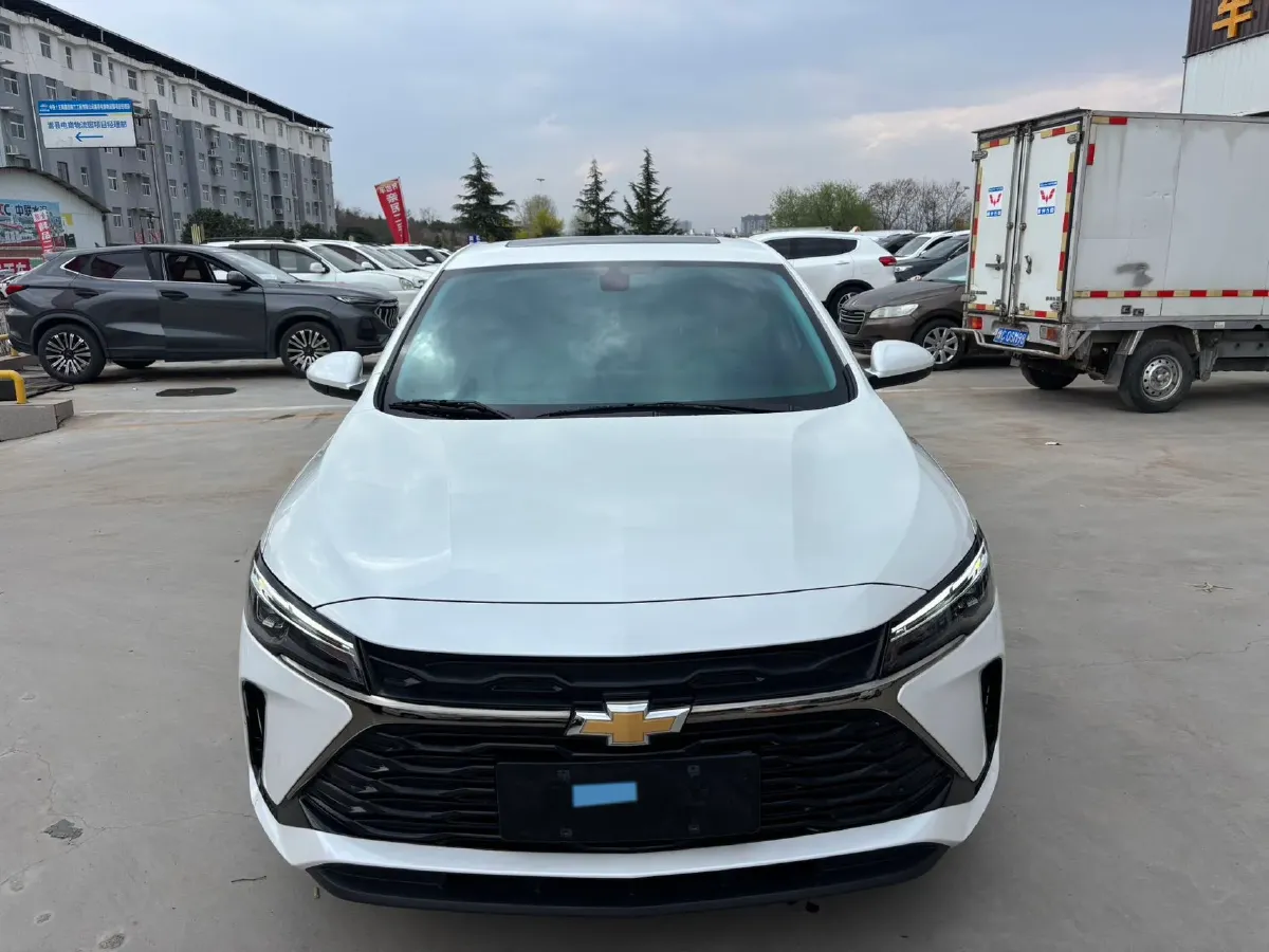 2024 Chevrolet Monza 1.5L 113HP L4 6DCT,autocango,china used car exporter,china ev exporter,chinese used car exporter,chinese used ev exporter