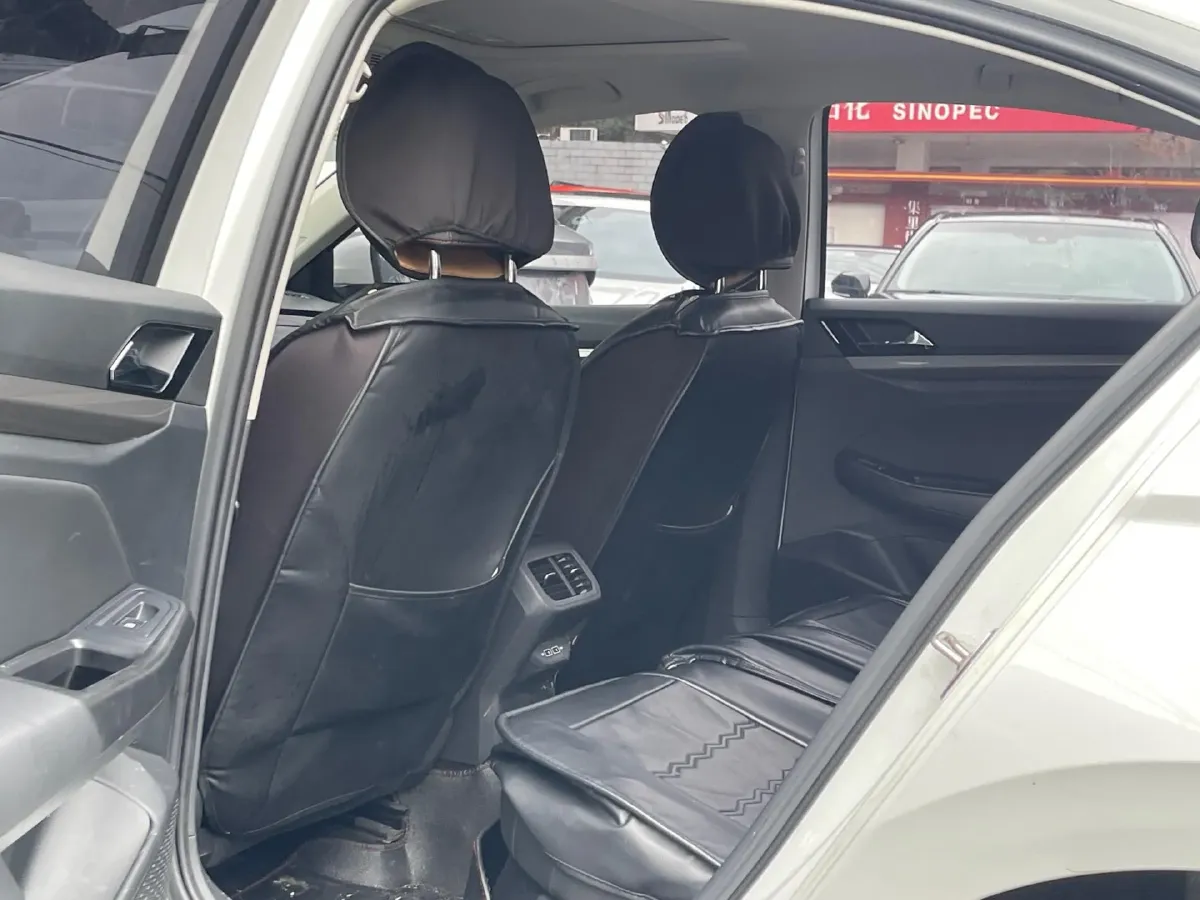 2020 Volkswagen Bora 1.5L 113HP L4 6AT,autocango,china used car exporter,china ev exporter,chinese used car exporter,chinese used ev exporter