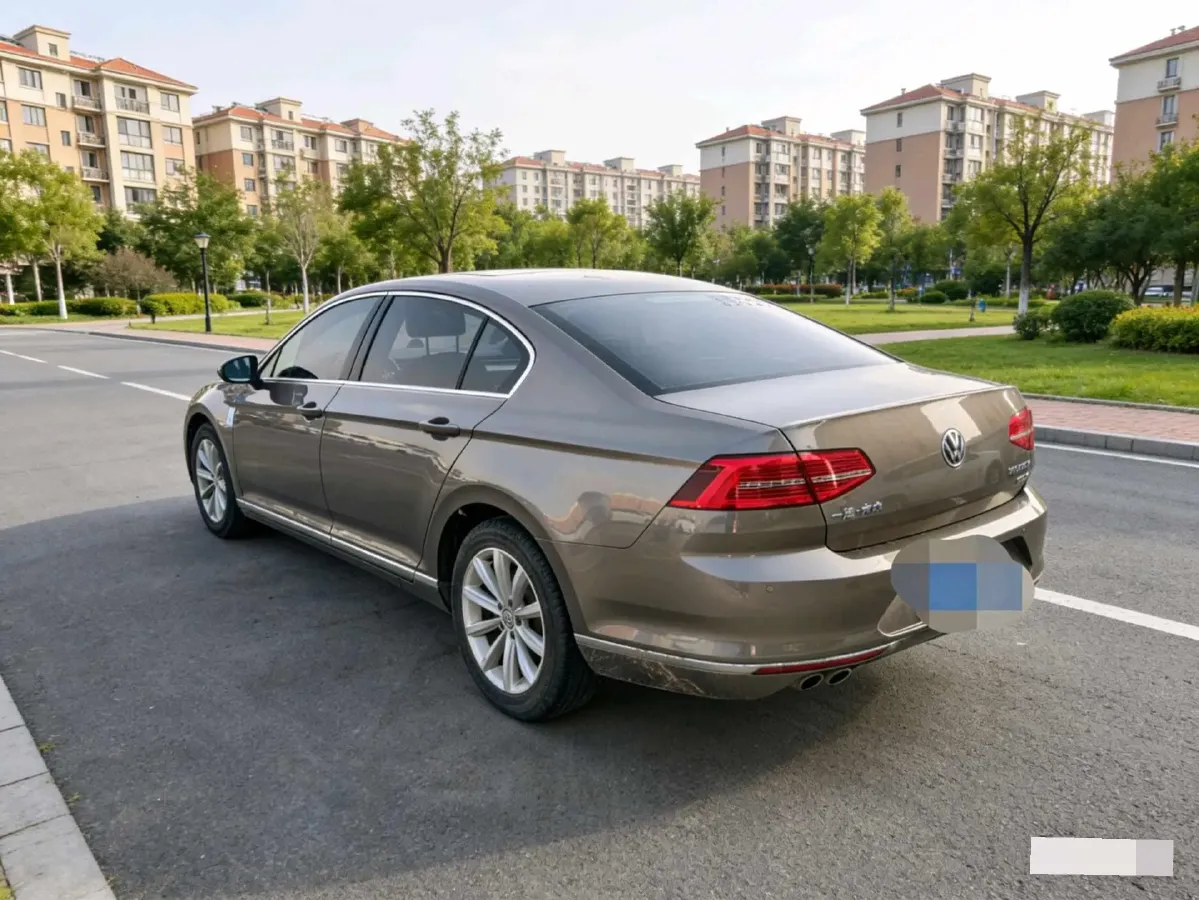2018 Volkswagen Magotan 1.8T 180HP L4 7DCT,autocango,china used car exporter,china ev exporter,chinese used car exporter,chinese used ev exporter