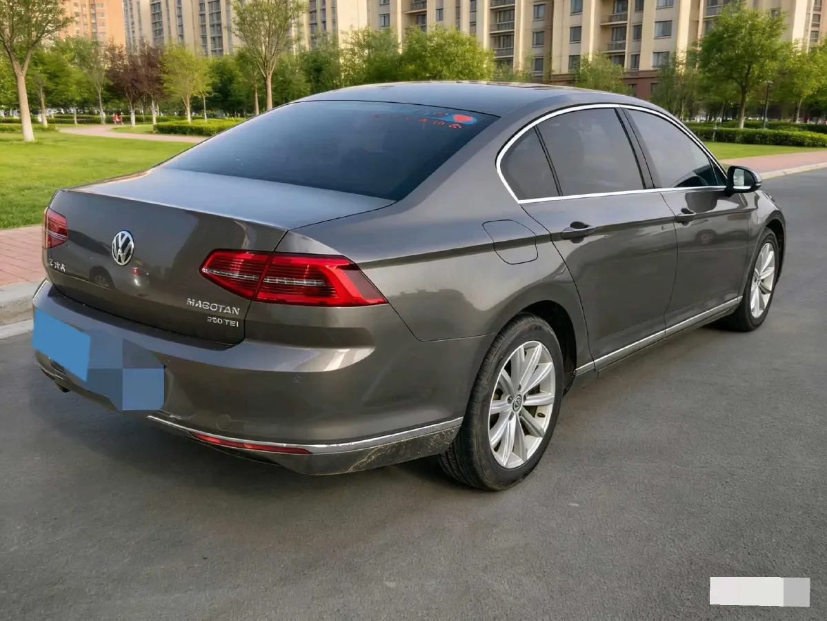 2018 Volkswagen Magotan 1.8T 180HP L4 7DCT,autocango,china used car exporter,china ev exporter,chinese used car exporter,chinese used ev exporter