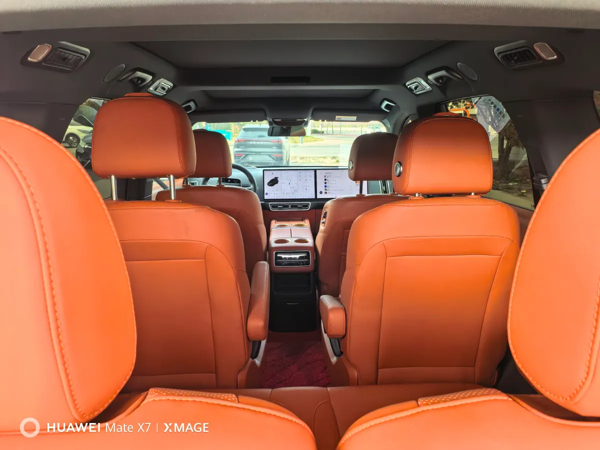 2023 Li L8 Range Extended 154HP REEV 40.9KWH,autocango,china used car exporter,china ev exporter,chinese used car exporter,chinese used ev exporter