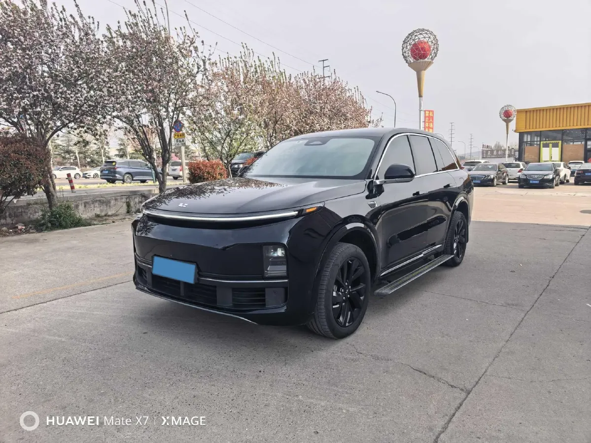 2023 Li L8 Range Extended 154HP REEV 40.9KWH,autocango,china used car exporter,china ev exporter,chinese used car exporter,chinese used ev exporter