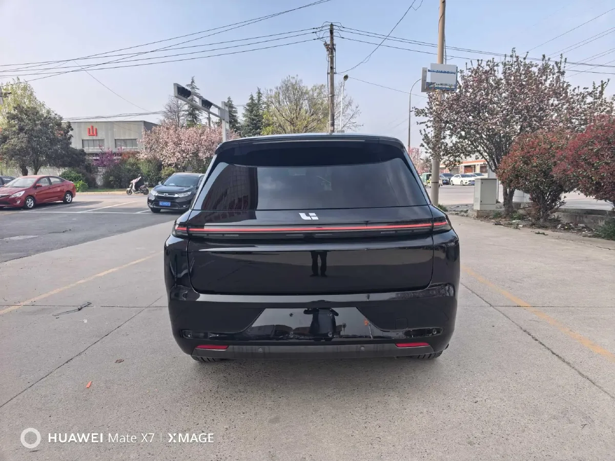 2023 Li L8 Range Extended 154HP REEV 40.9KWH,autocango,china used car exporter,china ev exporter,chinese used car exporter,chinese used ev exporter