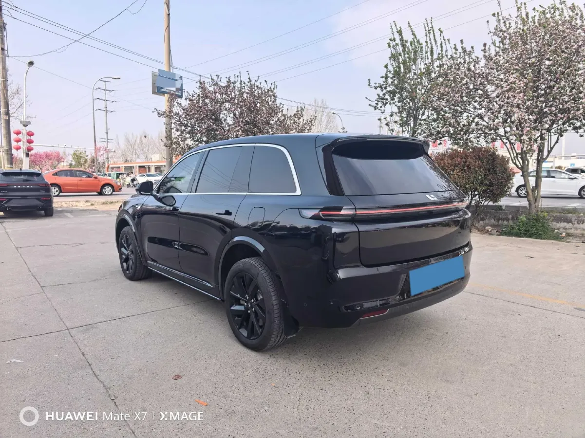 2023 Li L8 Range Extended 154HP REEV 40.9KWH,autocango,china used car exporter,china ev exporter,chinese used car exporter,chinese used ev exporter