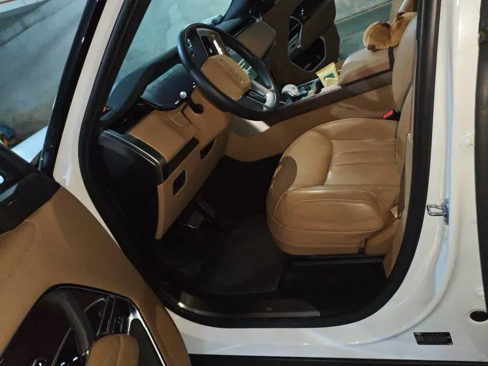 2023 Land Rover Range Rover 3.0T 400HP L6 8AT,autocango,china used car exporter,china ev exporter,chinese used car exporter,chinese used ev exporter