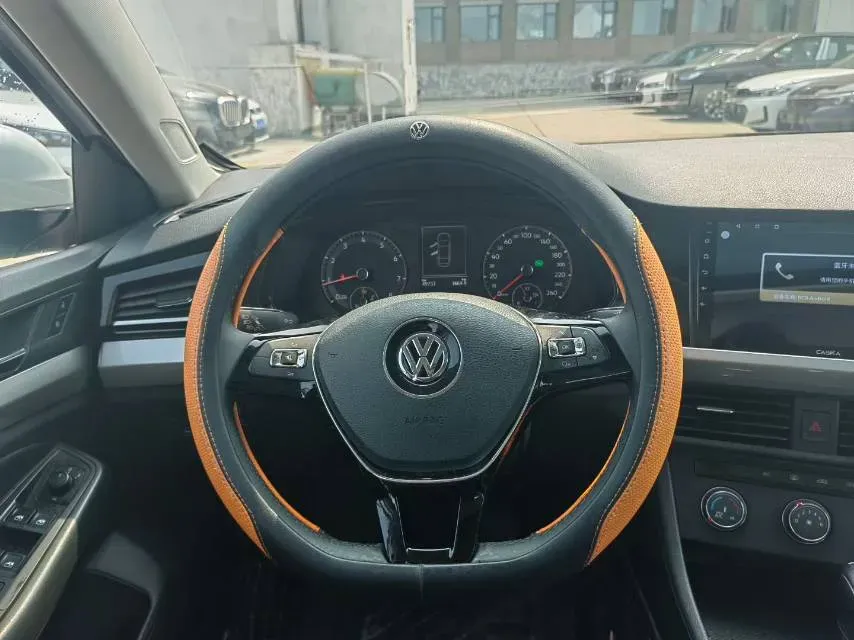 2020 Volkswagen Bora 1.5L 113HP L4 6AT,autocango,china used car exporter,china ev exporter,chinese used car exporter,chinese used ev exporter