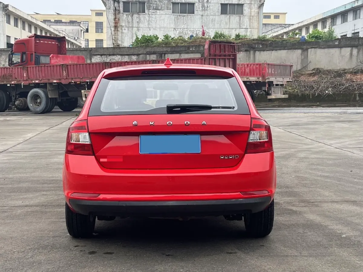 2019 Skoda Rapid Spaceback 1.5L 110HP L4 6AT,autocango,china used car exporter,china ev exporter,chinese used car exporter,chinese used ev exporter