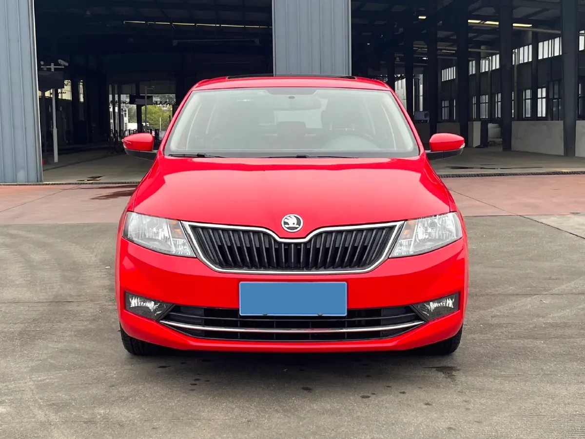 2019 Skoda Rapid Spaceback 1.5L 110HP L4 6AT,autocango,china used car exporter,china ev exporter,chinese used car exporter,chinese used ev exporter