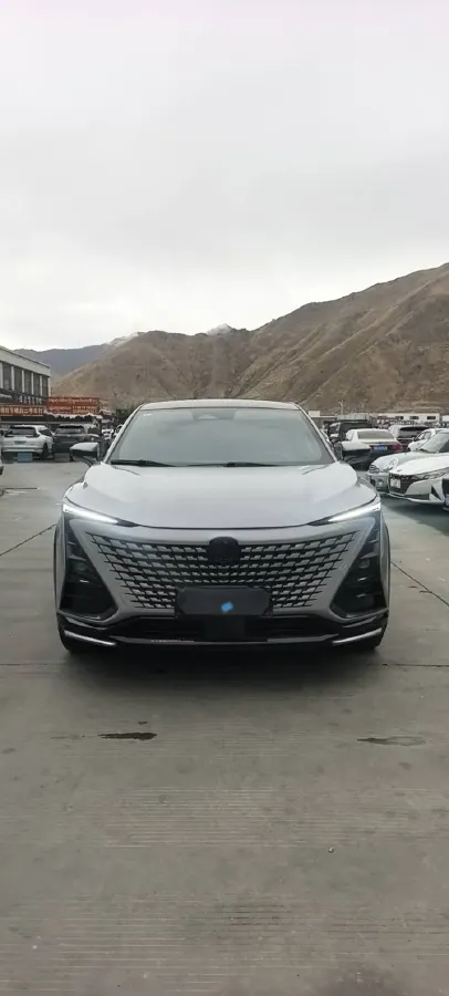 2023 ChangAn UNI-T 1.5T 188HP L4 7DCT,autocango,china used car exporter,china ev exporter,chinese used car exporter,chinese used ev exporter