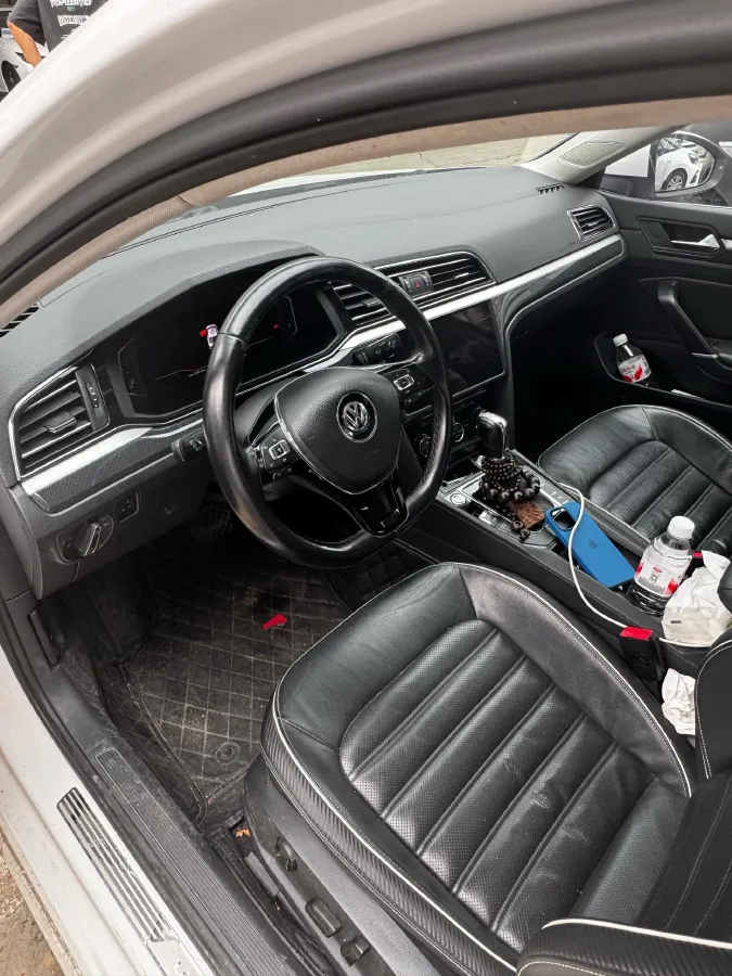 2019 Volkswagen Tayron 2.0T 186HP L4 7DCT,autocango,china used car exporter,china ev exporter,chinese used car exporter,chinese used ev exporter