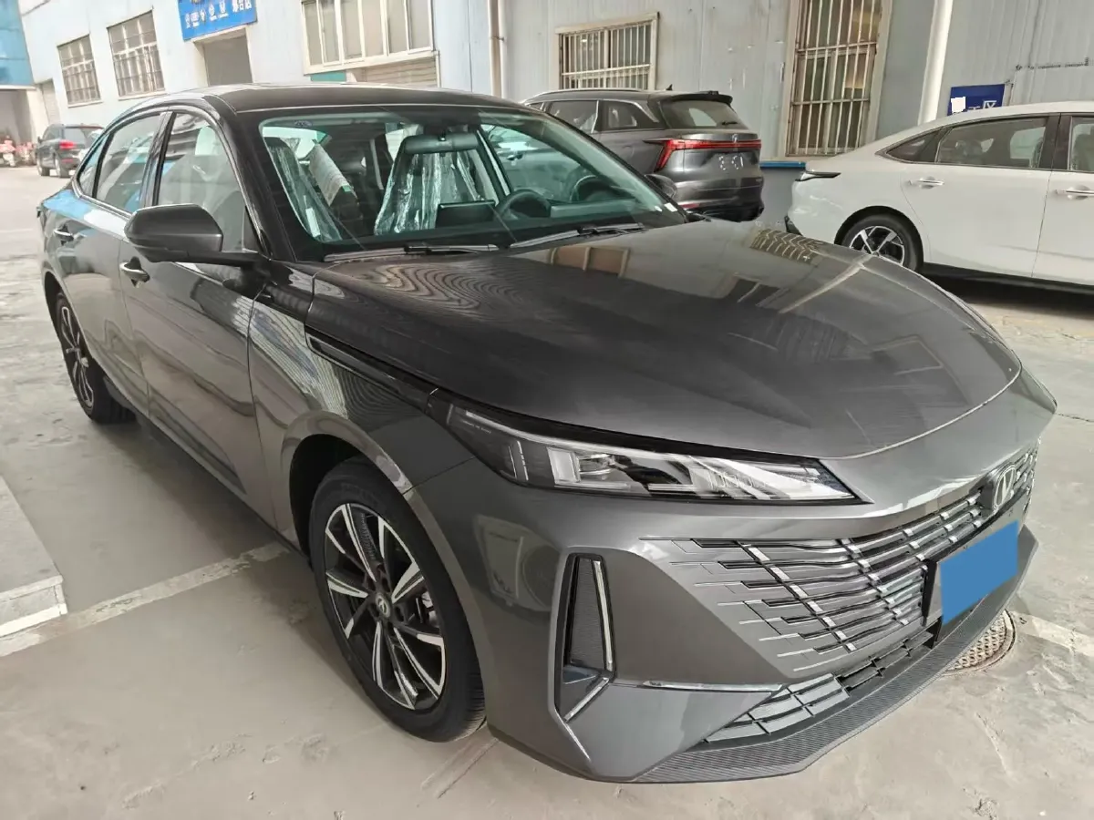 2025 ChangAn Eado 1.5T 192HP L4 7DCT,autocango,china used car exporter,china ev exporter,chinese used car exporter,chinese used ev exporter