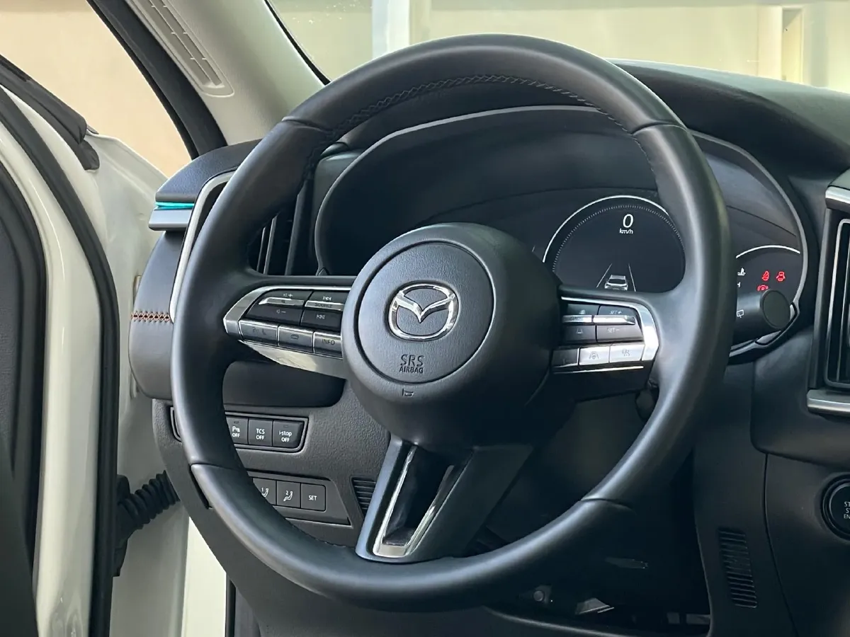 2023 Mazda CX-50 2.0L 155HP L4 6AT,autocango,china used car exporter,china ev exporter,chinese used car exporter,chinese used ev exporter