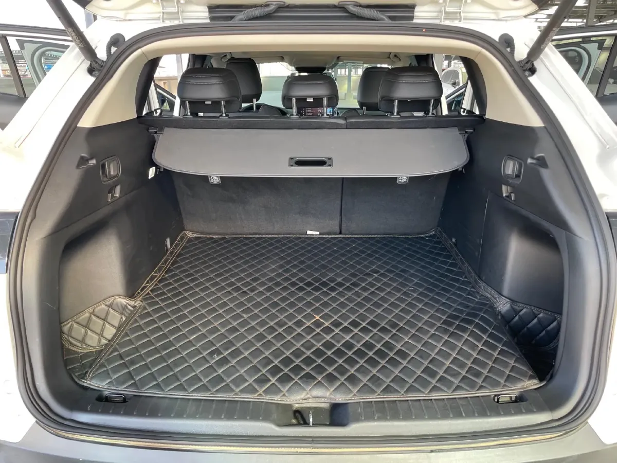 2023 Mazda CX-50 2.0L 155HP L4 6AT,autocango,china used car exporter,china ev exporter,chinese used car exporter,chinese used ev exporter