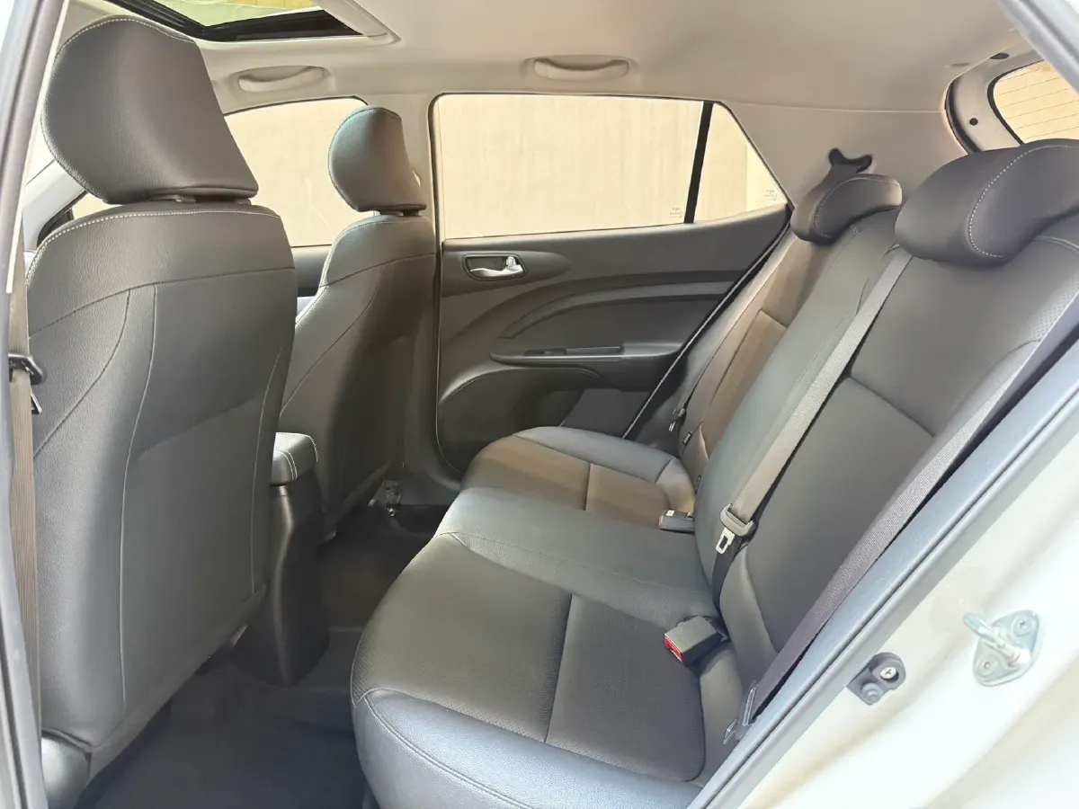 2021 Kia KX1 1.4L 100HP L4 CVT,autocango,china used car exporter,china ev exporter,chinese used car exporter,chinese used ev exporter