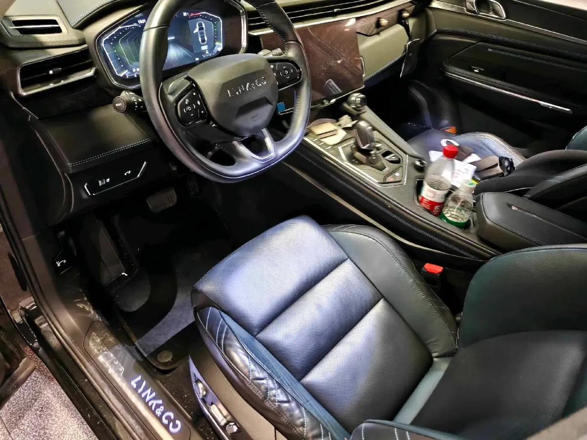 2022 LYNK&CO 05 2.0T 254HP L4 8AT,autocango,china used car exporter,china ev exporter,chinese used car exporter,chinese used ev exporter