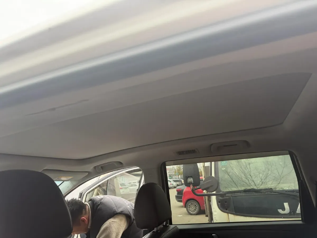 2021 GAC Trumpchi M6 1.5T 169HP L4 7DCT,autocango,china used car exporter,china ev exporter,chinese used car exporter,chinese used ev exporter