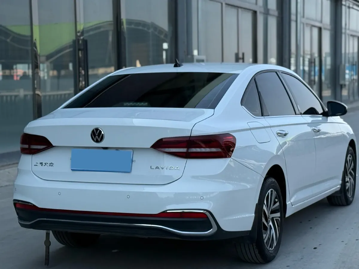 2023 Volkswagen Lavida 1.5L 110HP L4 6AT,autocango,china used car exporter,china ev exporter,chinese used car exporter,chinese used ev exporter