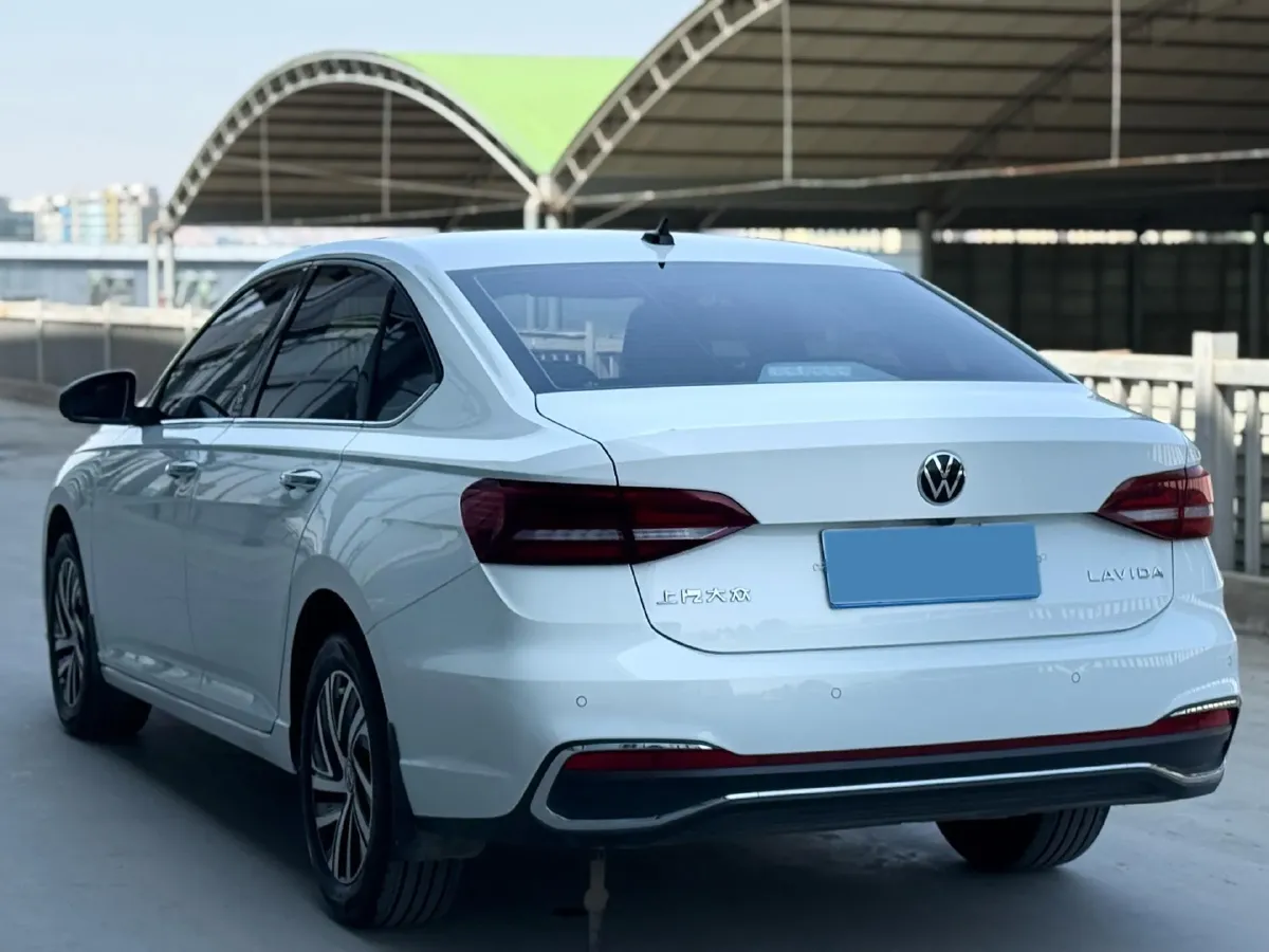 2023 Volkswagen Lavida 1.5L 110HP L4 6AT,autocango,china used car exporter,china ev exporter,chinese used car exporter,chinese used ev exporter