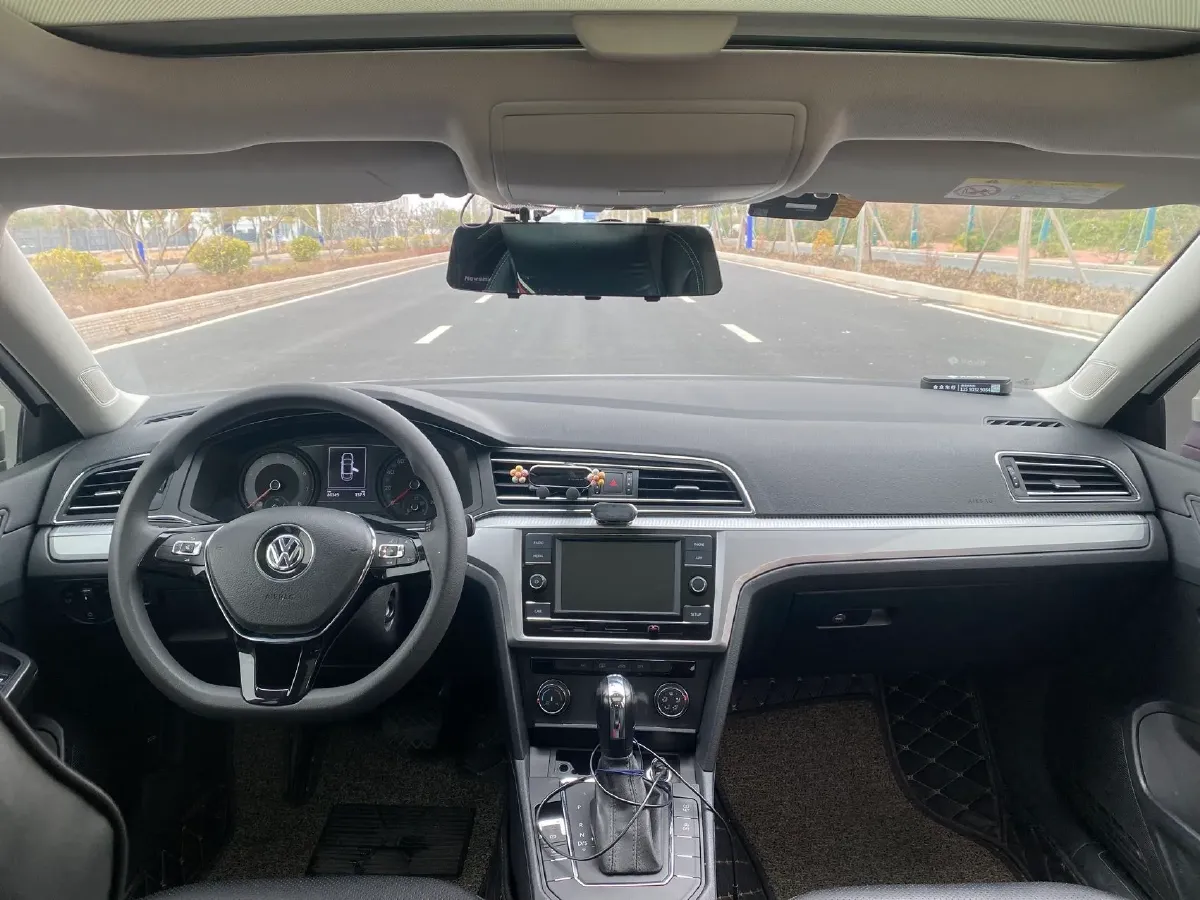 2019 Volkswagen Lamando 1.4T 131HP L4 7DCT,autocango,china used car exporter,china ev exporter,chinese used car exporter,chinese used ev exporter