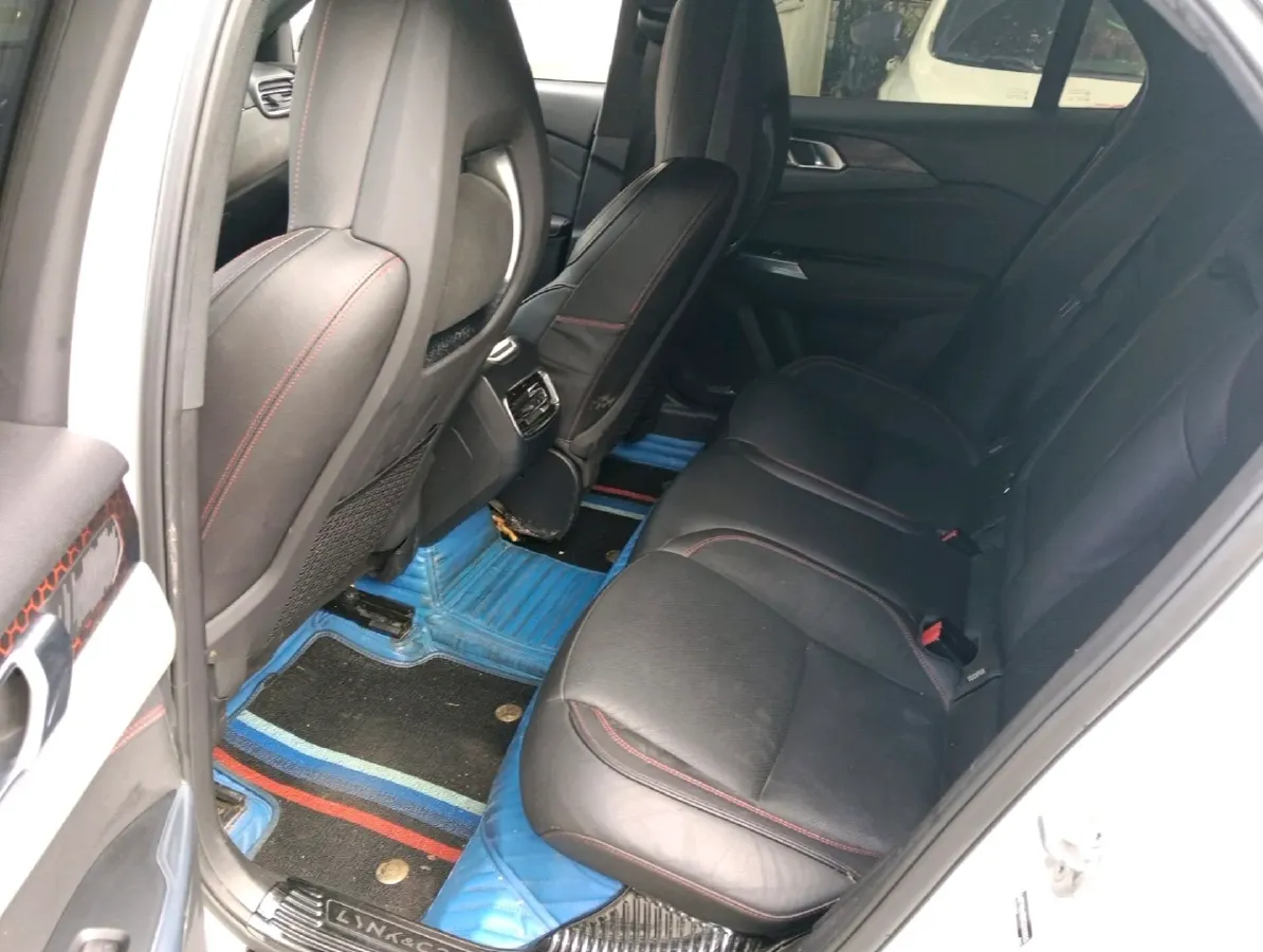 2019 LYNK&CO 01 2.0T 190HP L4 6AT,autocango,china used car exporter,china ev exporter,chinese used car exporter,chinese used ev exporter