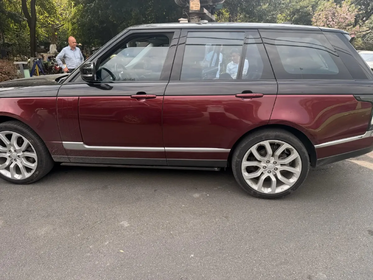 2018 Land Rover Range Rover Evoque 2.0T 241HP L4 9AT,autocango,china used car exporter,china ev exporter,chinese used car exporter,chinese used ev exporter