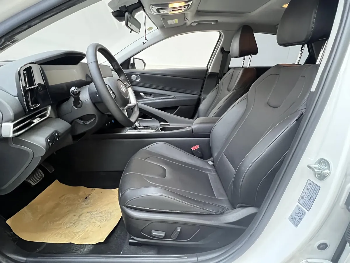 2022 Hyundai Elantra 1.5L 115HP L4 CVT,autocango,china used car exporter,china ev exporter,chinese used car exporter,chinese used ev exporter