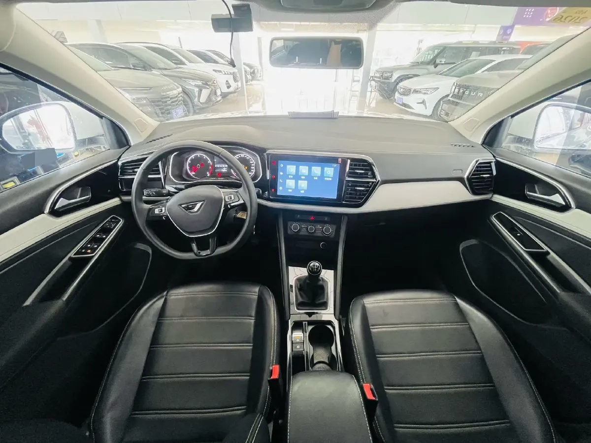 2023 Jetta VS5 1.4T 150HP L4 5MT,autocango,china used car exporter,china ev exporter,chinese used car exporter,chinese used ev exporter