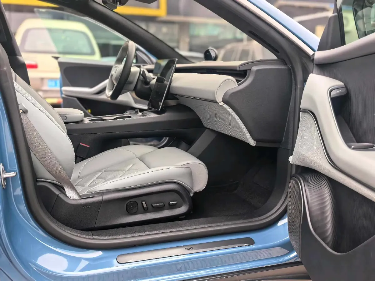 2024 NIO ET5T BEV 75KWH,autocango,china used car exporter,china ev exporter,chinese used car exporter,chinese used ev exporter