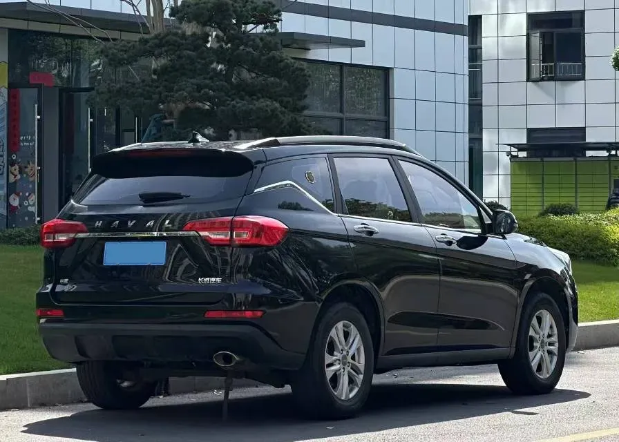 2018 Haval M6 1.5T 150HP L4 7DCT,autocango,china used car exporter,china ev exporter,chinese used car exporter,chinese used ev exporter