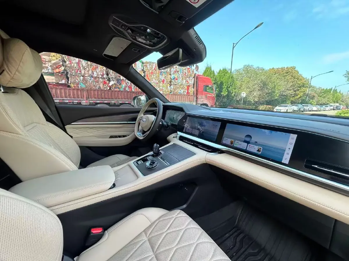 2025 Geely Monjaro 2.0T 238HP L4 8AT,autocango,china used car exporter,china ev exporter,chinese used car exporter,chinese used ev exporter